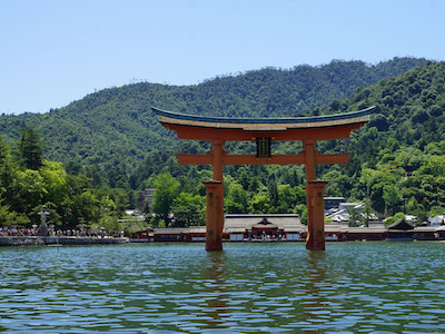 厳島神社